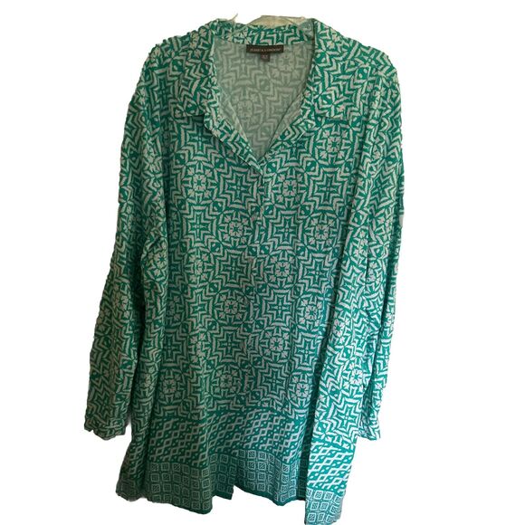 Jessica London Dresses & Skirts - Jessica London 26W Button Down long sleeve Lounger Or Swim Suit Cover Up.